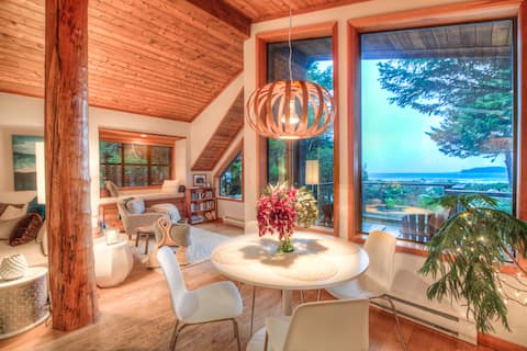 Chesterman Beach Romance - Heron's Perch