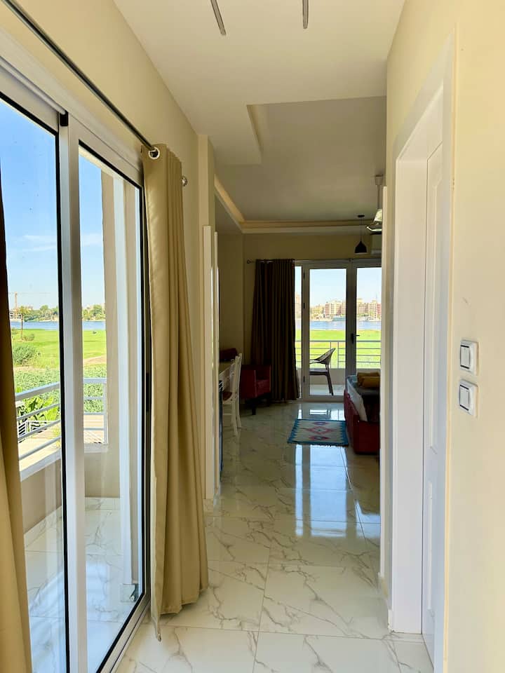 Royal Nile Suites - Luxury Nile View 2 - Luxor