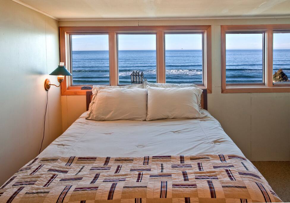 Upstairs bedroom with queen bed and to-die-for view!