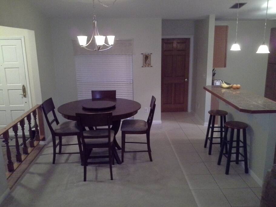 Dining area seats 4 but back patio seats over 6ppl.
