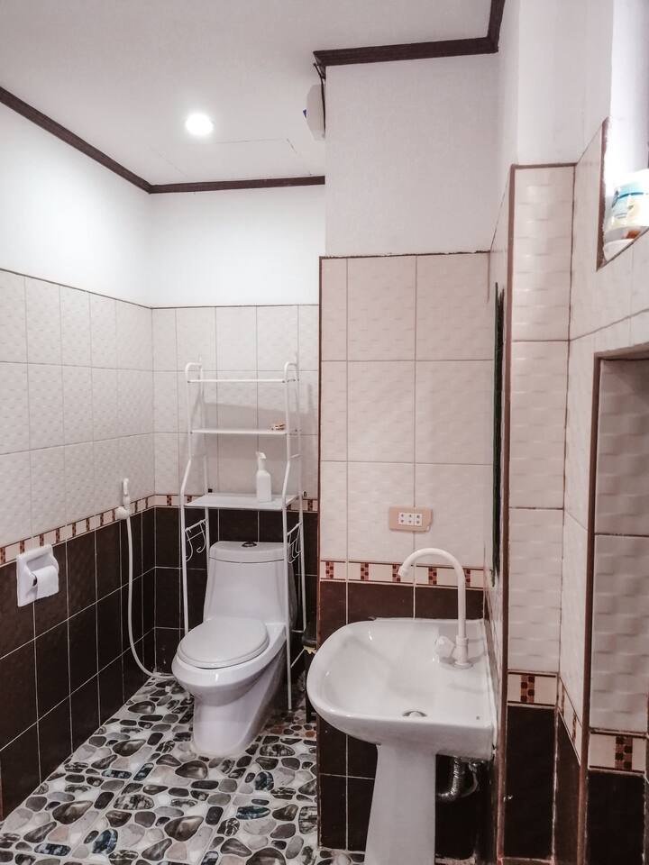Common toilet 2nd floor