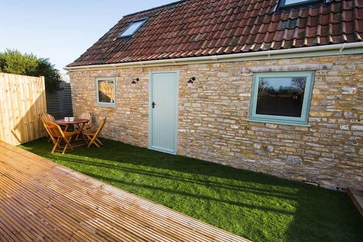 Beautiful Renovated Cosy Barn, In Family Garden. - Bristol
