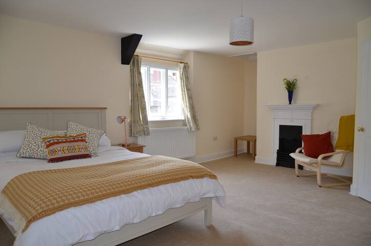Horner Farm Bed and Breakfast (King Room)