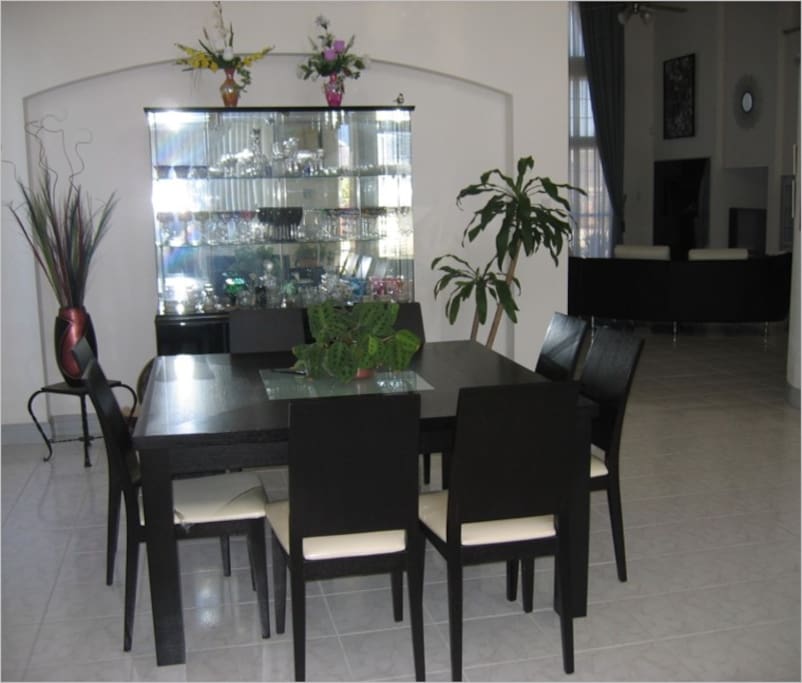 shared dining room