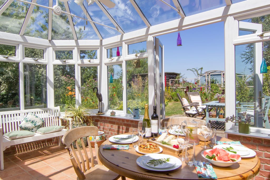 Double conservatory with dining area