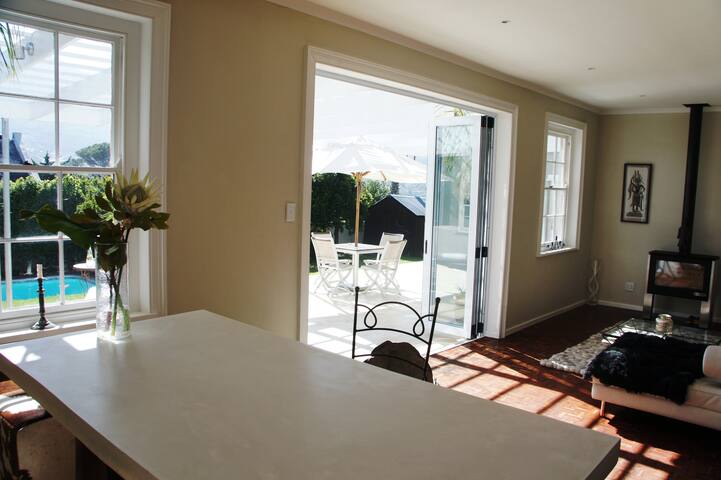 VILLA BARRY – Luxury Living gallery image 4