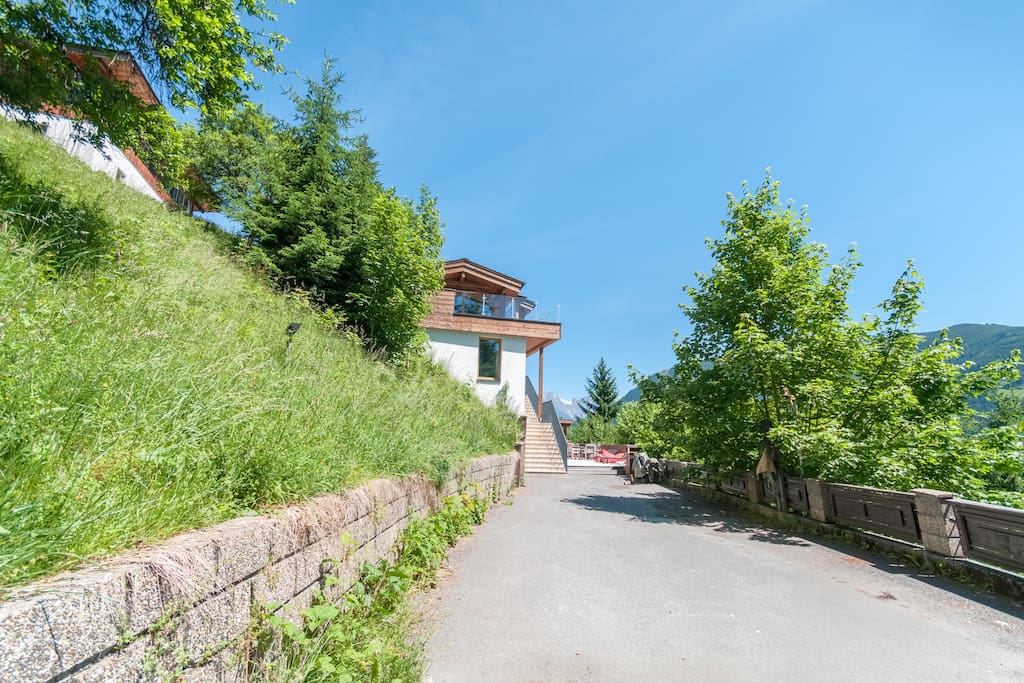 Private driveway to chalet