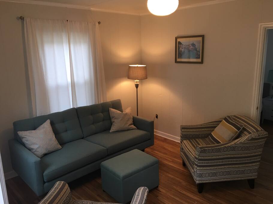 Looking towards the bedroom door (located in the far right corner).