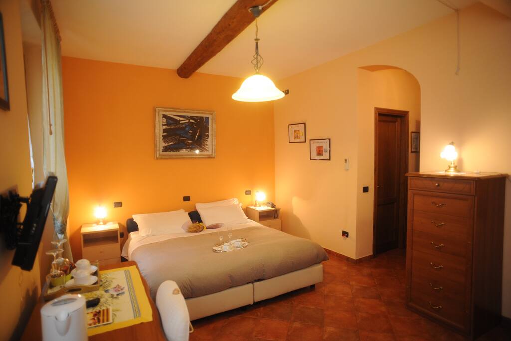 La Camera confortevole, con bagno interno e wifi