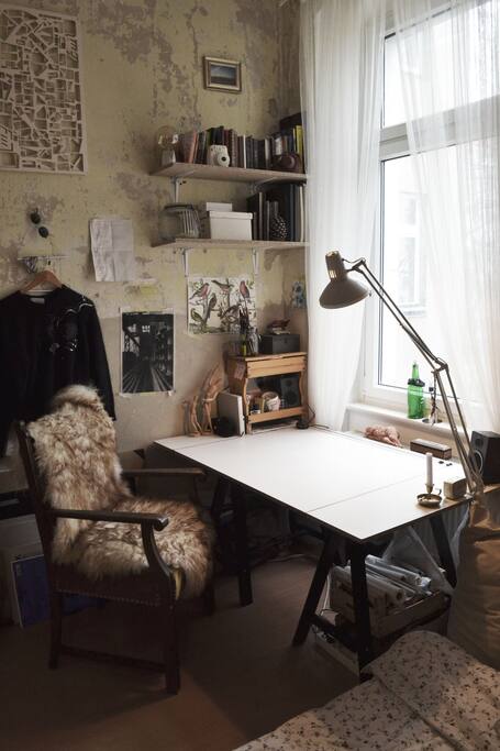 Arbeitsplatz/Working Space