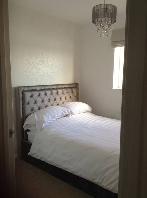 Private bedroom