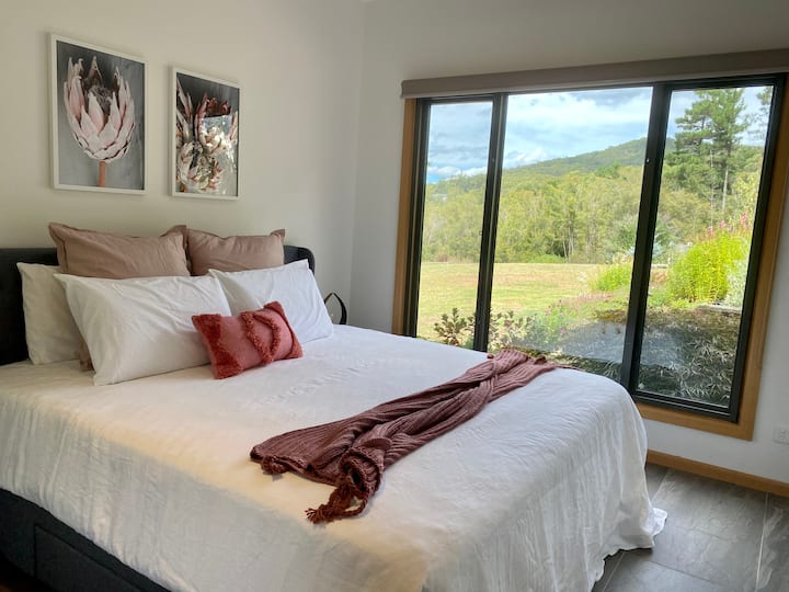 Dormitorio 3 con vistas al jardín