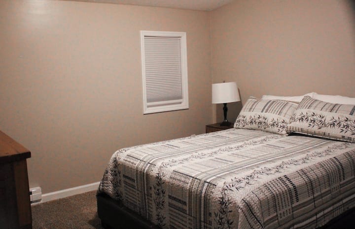 ห้องนอน #1 - เตียงควีนไซส์