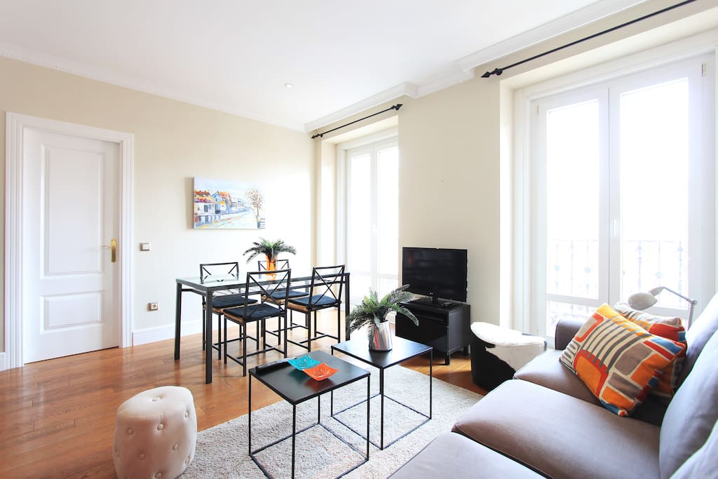4ª planta con balcones a la calle