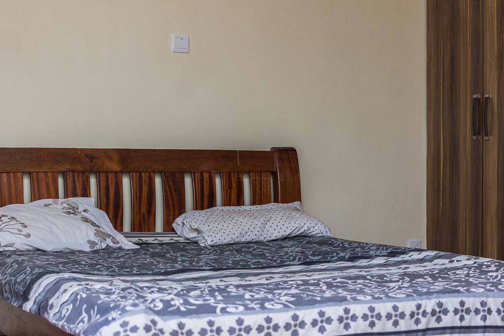 Master bed