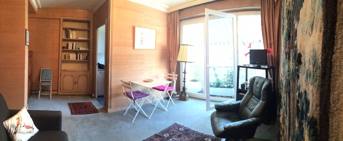 Very beautiful one-of-a-kind apartment, close to the Eiffel Tower.