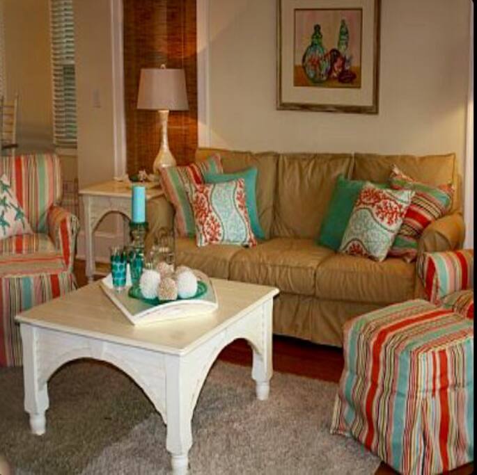 Relax in the comfortable and bright living room.