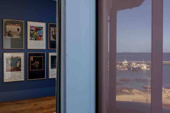 Stones Throw/Haven Bay gallery image 4