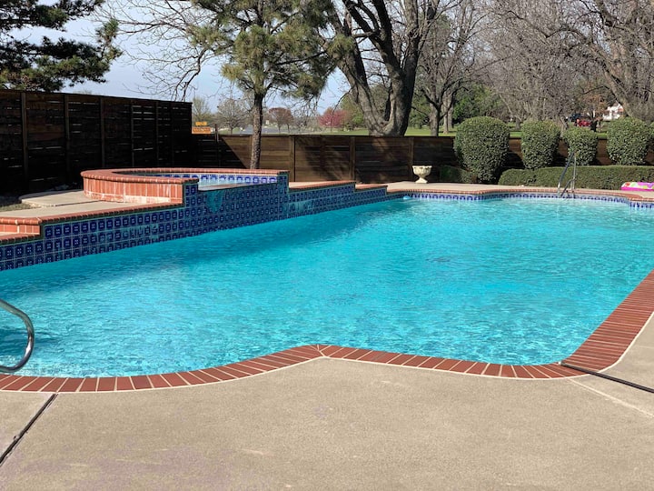 Luxury Estate Home at Lake Overholser off Rt. 66 Houses for Rent in