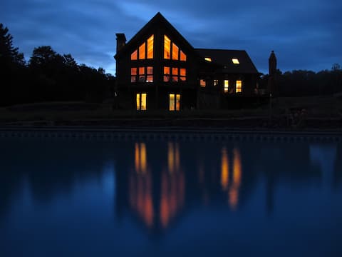 Your Private Mountain Resort & Spa! Sleeps 29!