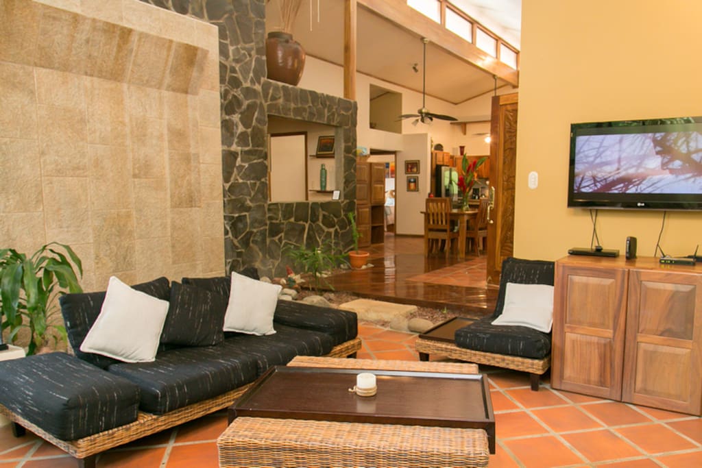 Front Entry/Living Area