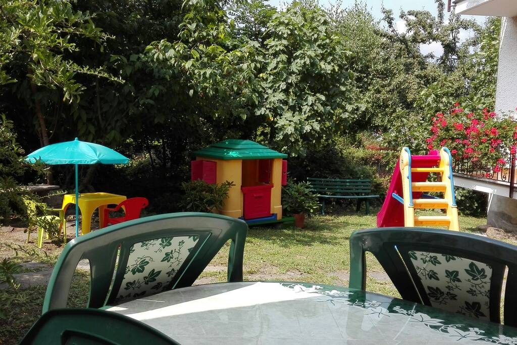 Piccola area giochi per bambini