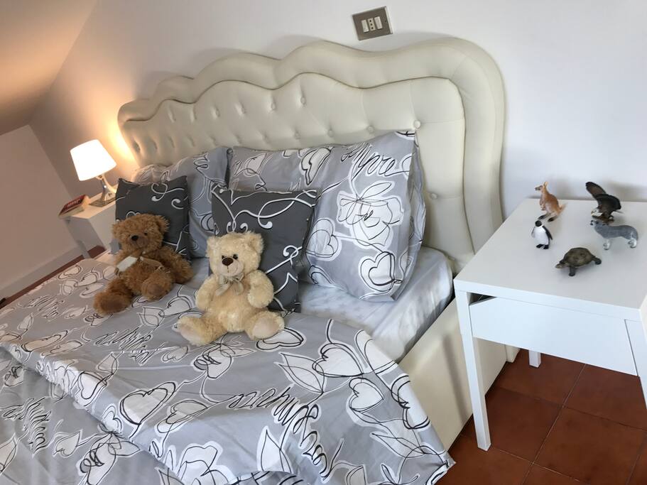 MA3 Letto in camera matrimoniale
