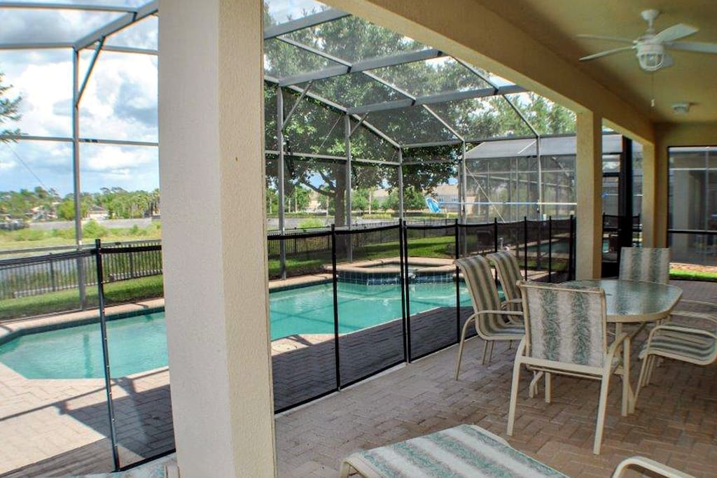 Covered Lanai And Pool/Spa