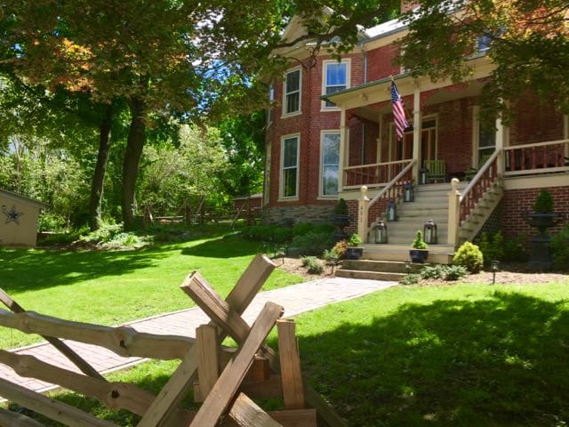 TR/One Price/Compare/HotBreakfast/freshfruit/$80