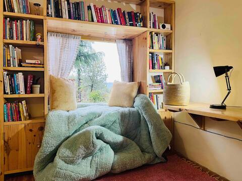 Cozy cottage in himalayas- by Dhyanasadan