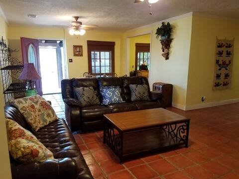 C3--Great Cottage w/LOTS of Extras!