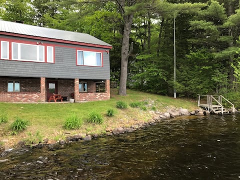 Family friendly waterfront home on Long Lake.