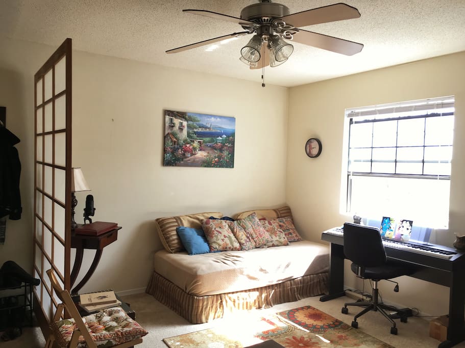 Living room with comfy day bed