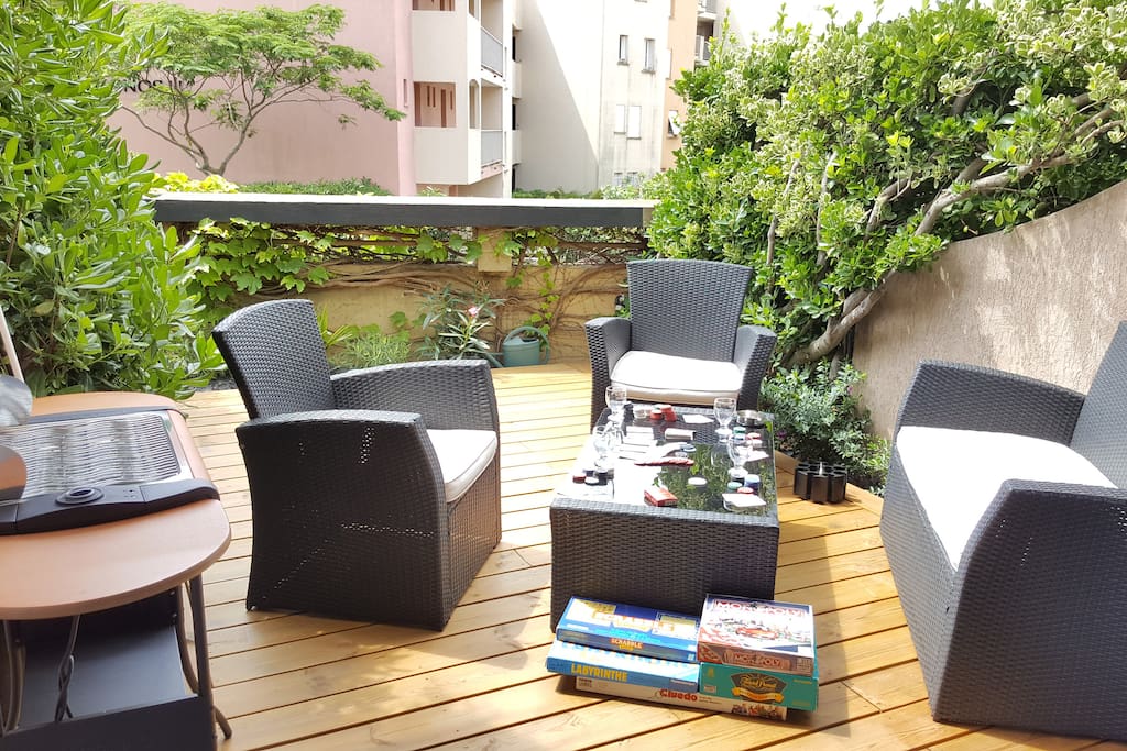 Grande terrasse de 17 m² exposée plein SUD