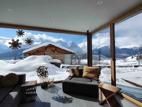Popular Airbnb listing: Modern ground floor apartment in the mountain village in Scuol