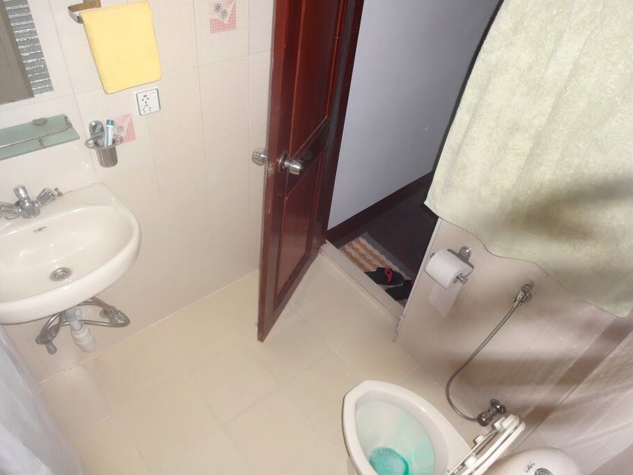 Attached Rest Room