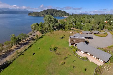 Casa Las Bandurrias: Exclusive house on Lake Calafquén