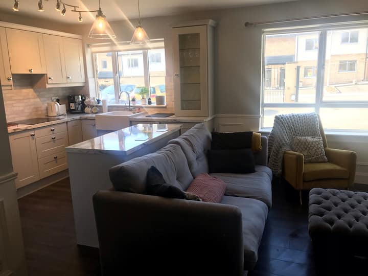 2 Bed Quiet Apt. Close To Shops&bus Stop Into City - Dublin