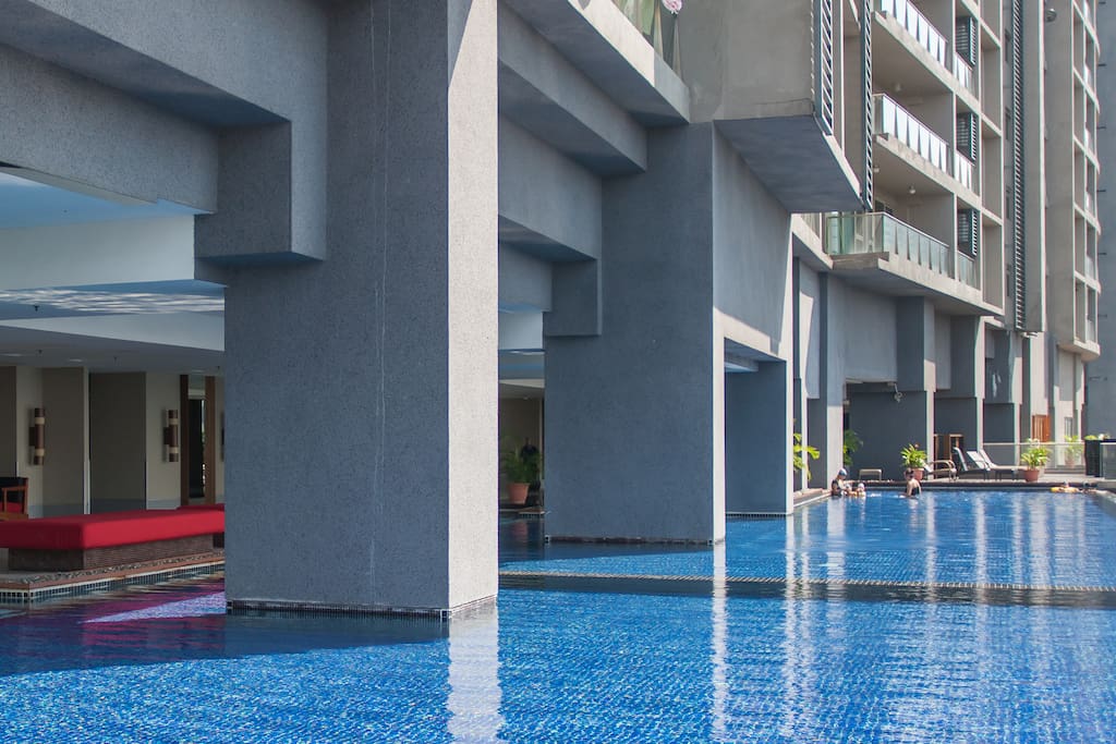 Beautiful area with pool