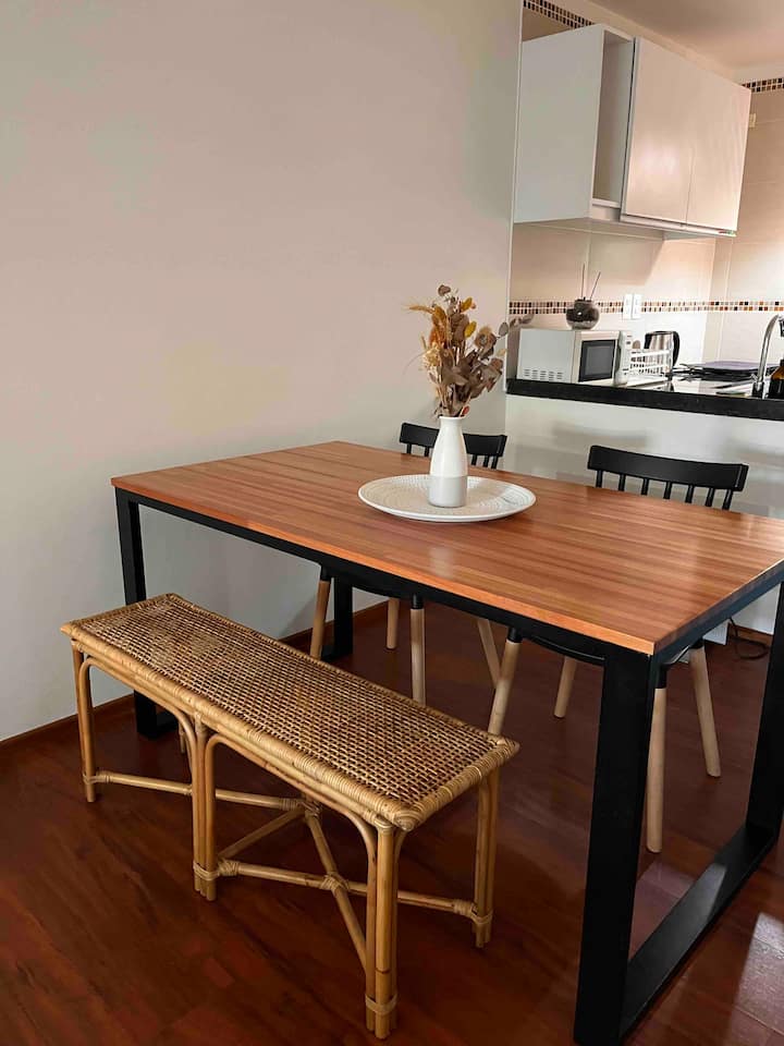 Hermoso Apto En Parque Rodó Con Terraza Y Cochera - Montevideo