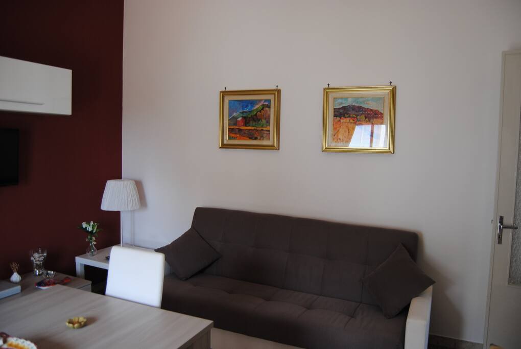 Soggiorno con divani letto