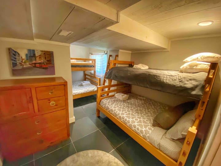 Bedroom 5 - Lower level. 2 x Double bed and 2 x Single bed