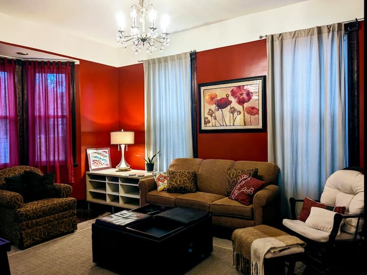 Large Historic Private Apartment - Harveys Lake, PA