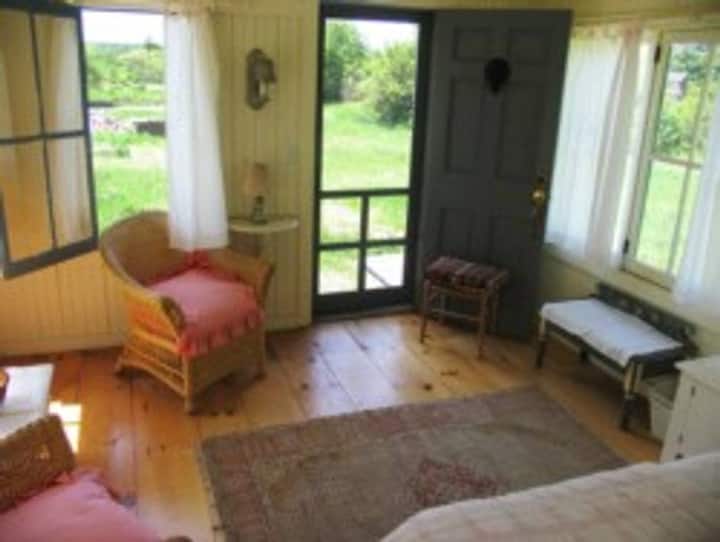 Raven's Crossing Kate's Cottage Cabins for Rent in Appleton, Maine