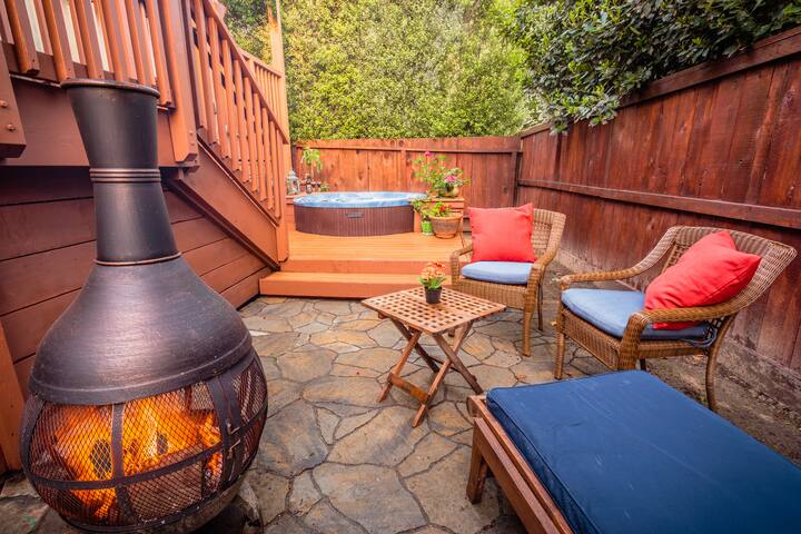 Remodeled Beach House w/Roof Top & Deck Ocean View gallery image 3