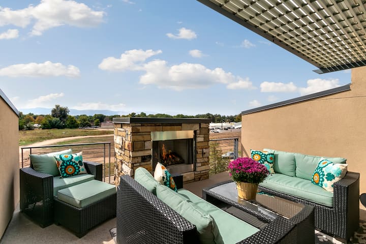 Modern Retreat- Near Csu, Breweries & Downtown!