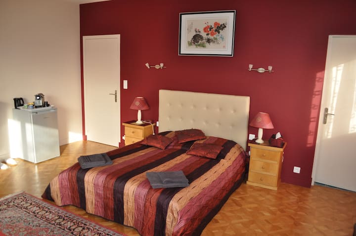 Suite Dans Maison à Côté De Polytechnique & Rer B - Palaiseau