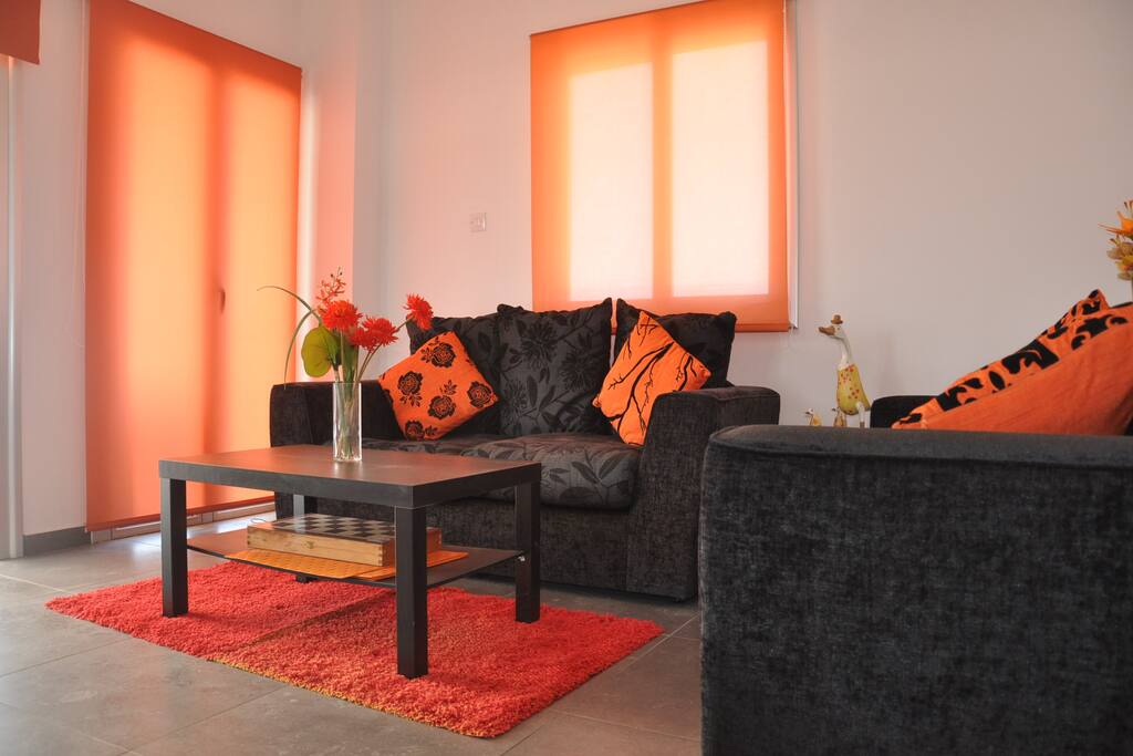 Lounge 2