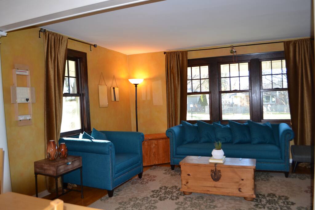 Formal living room