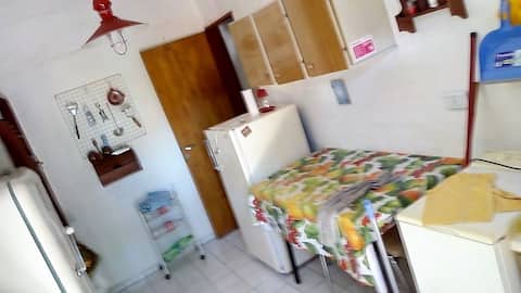 Anuncio de Airbnb popular: House with 3 bedrooms 3 bathrooms near downtown and river en Mina Clavero